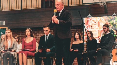 Magiczne Spotkanie Kolędowe w Liceum