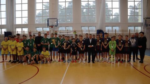 Mistrzostwa Powiatu Tomaszowskiego Klubów - Szkół Podstawowych w halowej piłce nożnej dziewcząt i chłopców