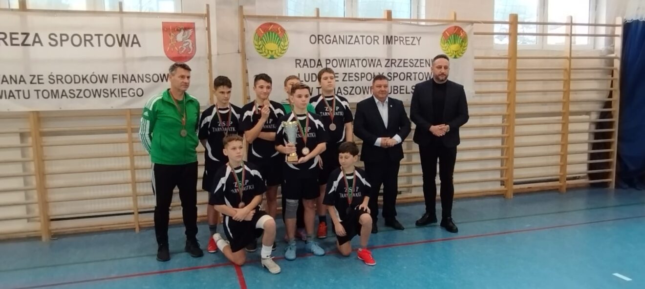 Mistrzostwa Powiatu w Halowej Piłce Nożnej Chłopców Szkół Podstawowych LZS. 