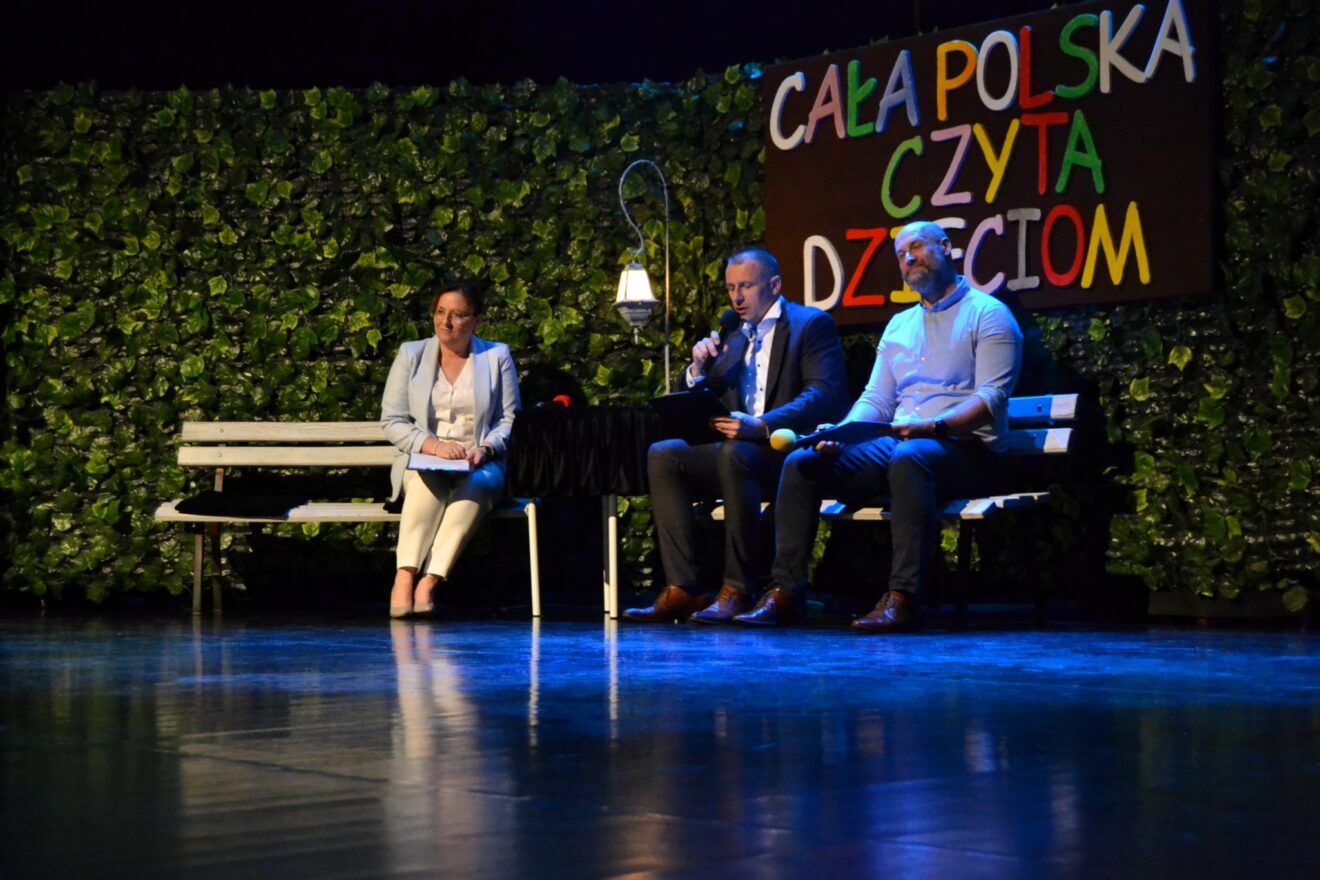 Cała Polska czyta dzieciom