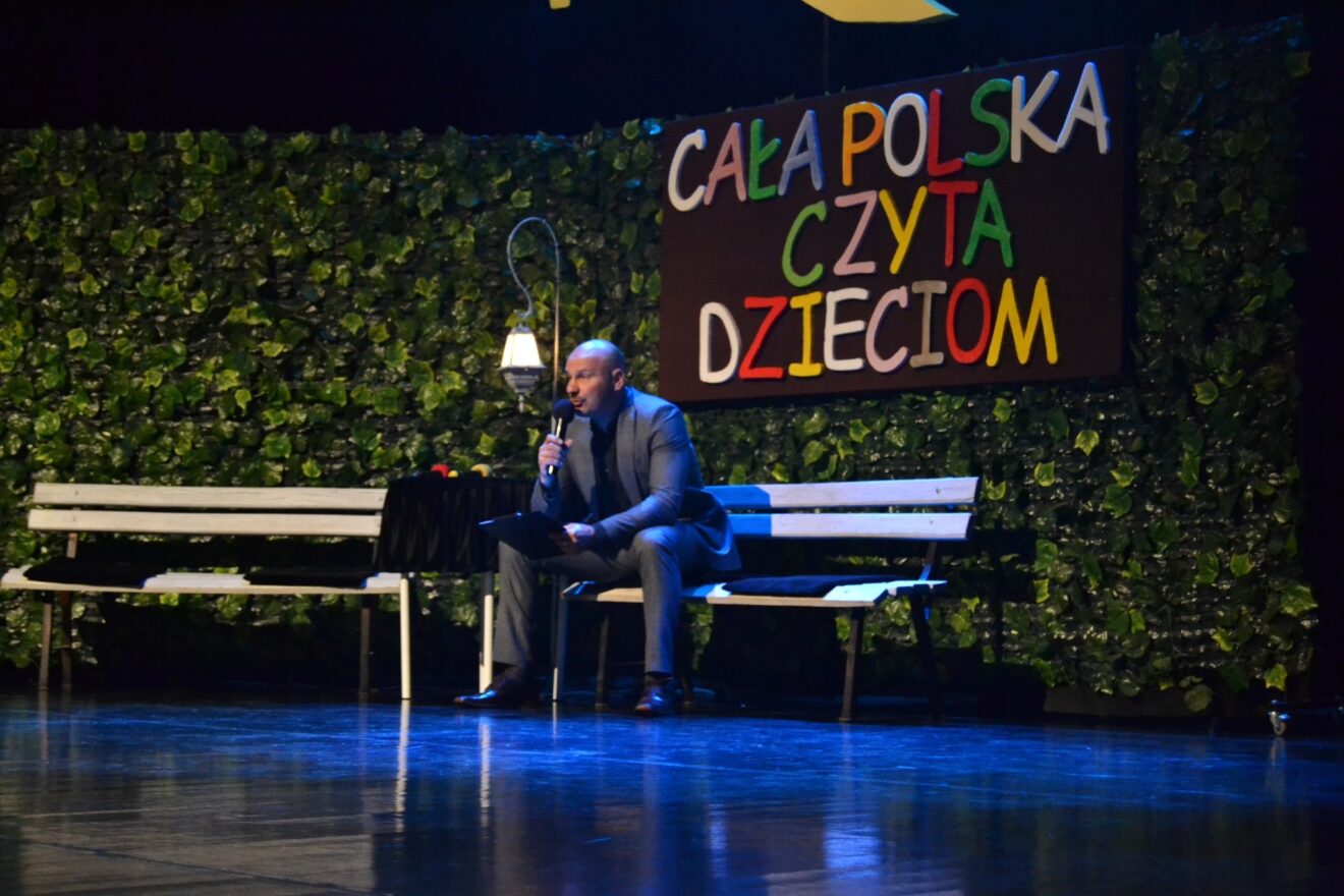 Cała Polska czyta dzieciom