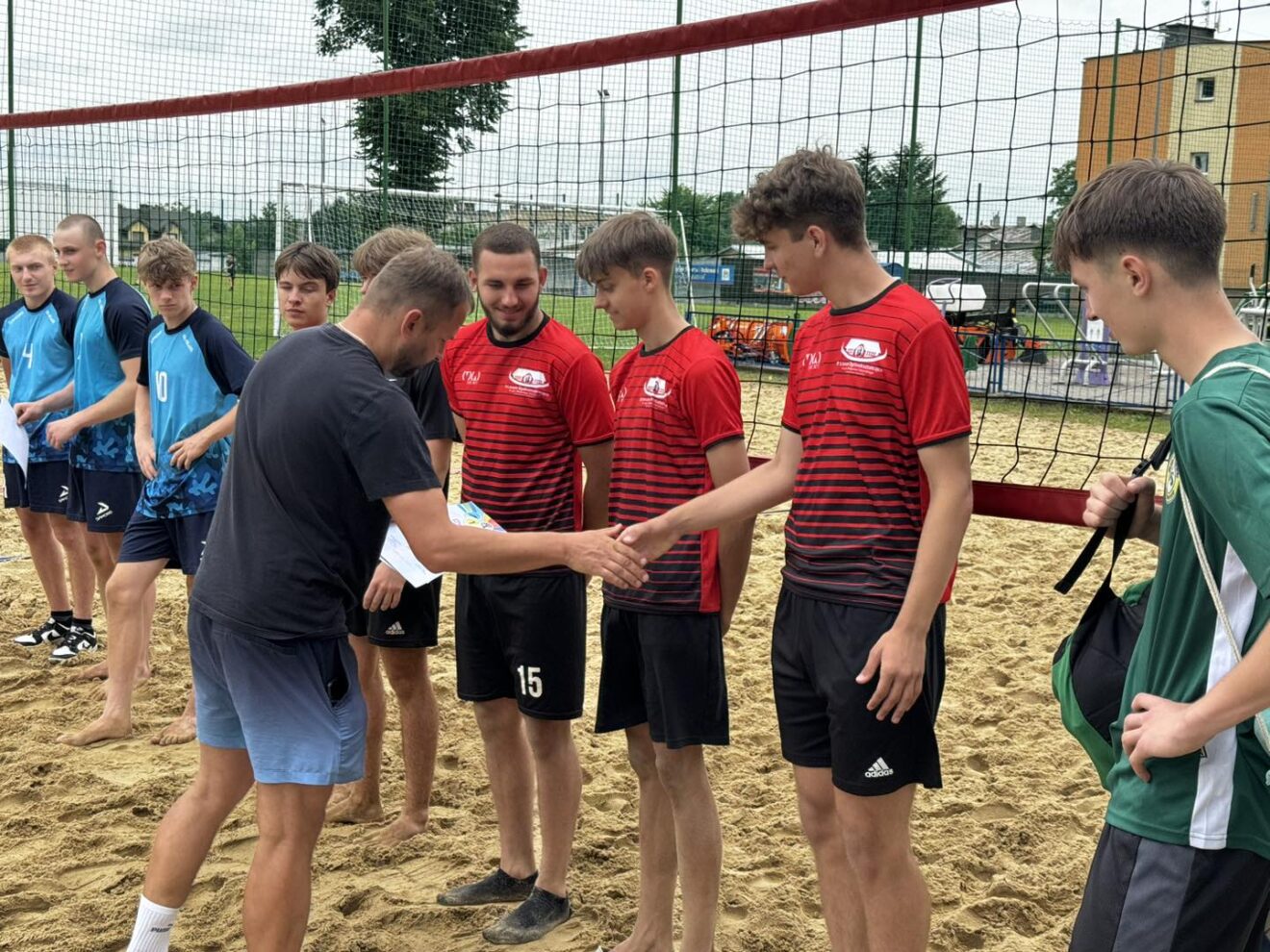 Powiatowa licealiada SZS w siatkówce plażowej dziewcząt i chłopców 