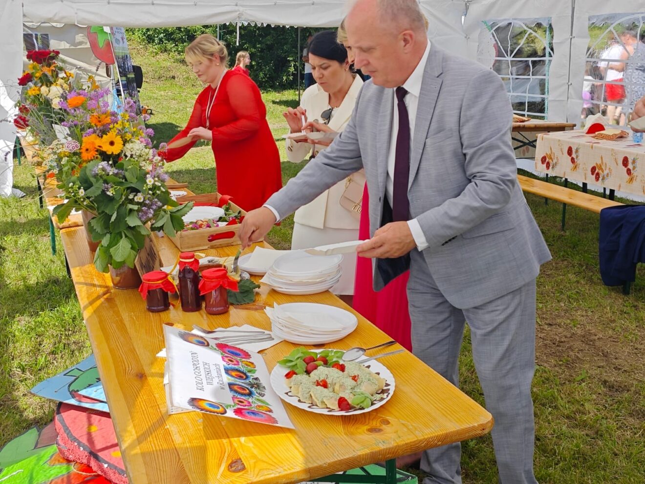 VIII Gminne Święto Truskawki w Rachaniach