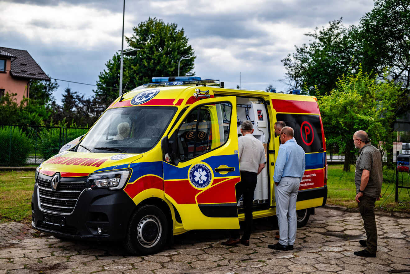 Nowy ambulans dla SP ZOZ w Tomaszowie Lubelskim