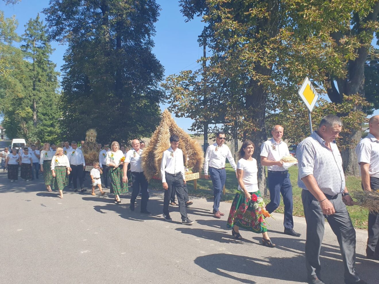 Dożynki gminno-parafialne w Łaszczówce Kolonii, Chodywańcach i Tarnawatce