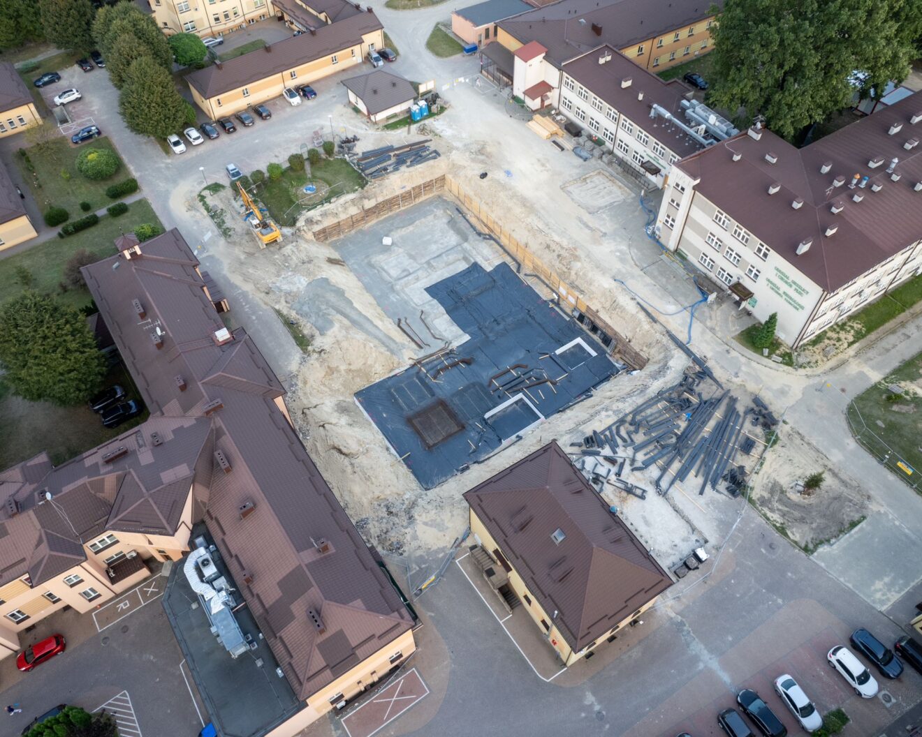 Spotkanie zespołu koordynującego budowę centralnego bloku operacyjnego w SP ZOZ 