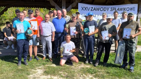 Drużynowe zawody wędkarskie o Puchar Starosty Tomaszowskiego w Krynicach