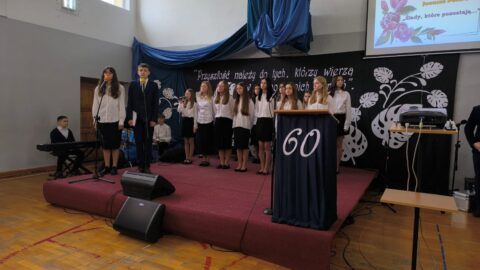 60-lecie Szkoły Podstawowej nr 3 im. dra Janusza Petera w Tomaszowie Lubelskim