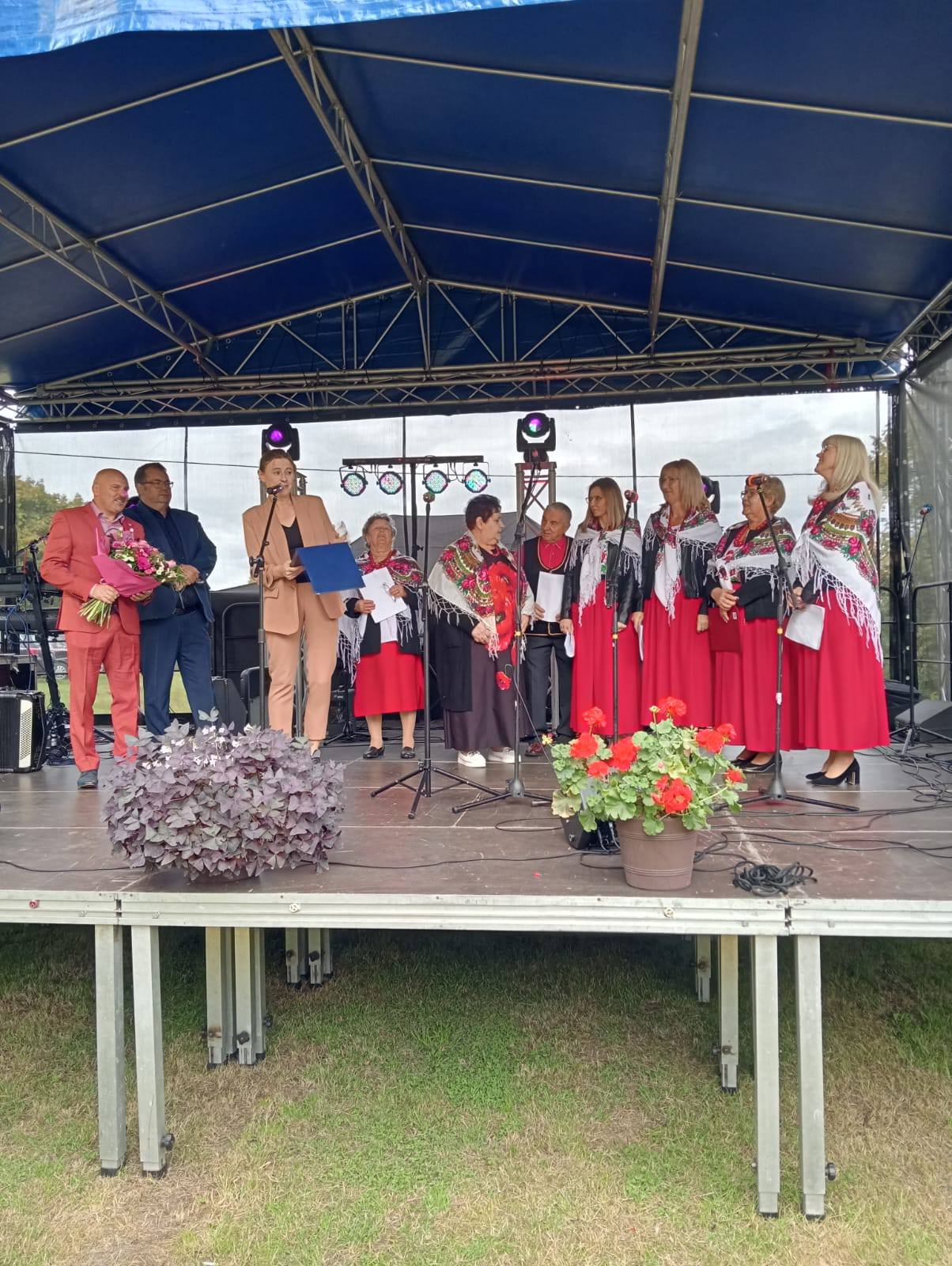 Piknik Rodzinny oraz jubileusz 10-lecia Koła Gospodyń Wiejskich „Maki”