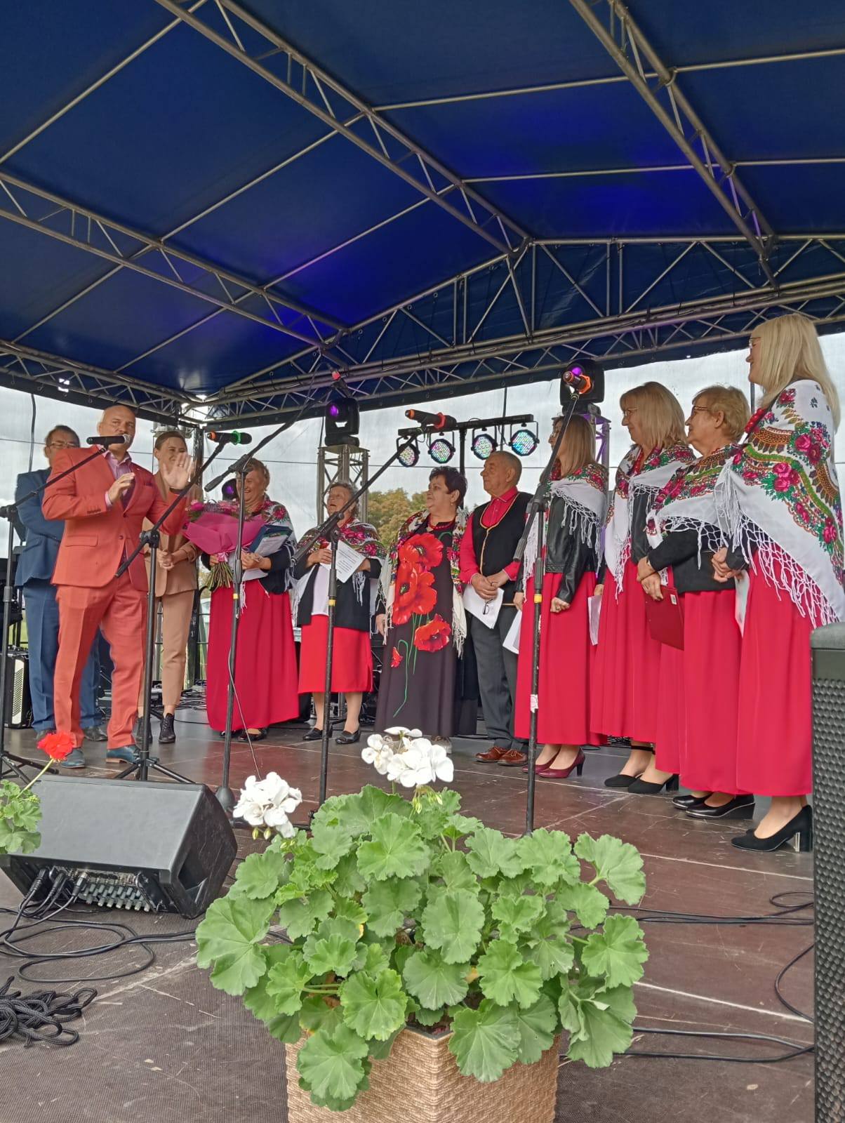 Piknik Rodzinny oraz jubileusz 10-lecia Koła Gospodyń Wiejskich „Maki”