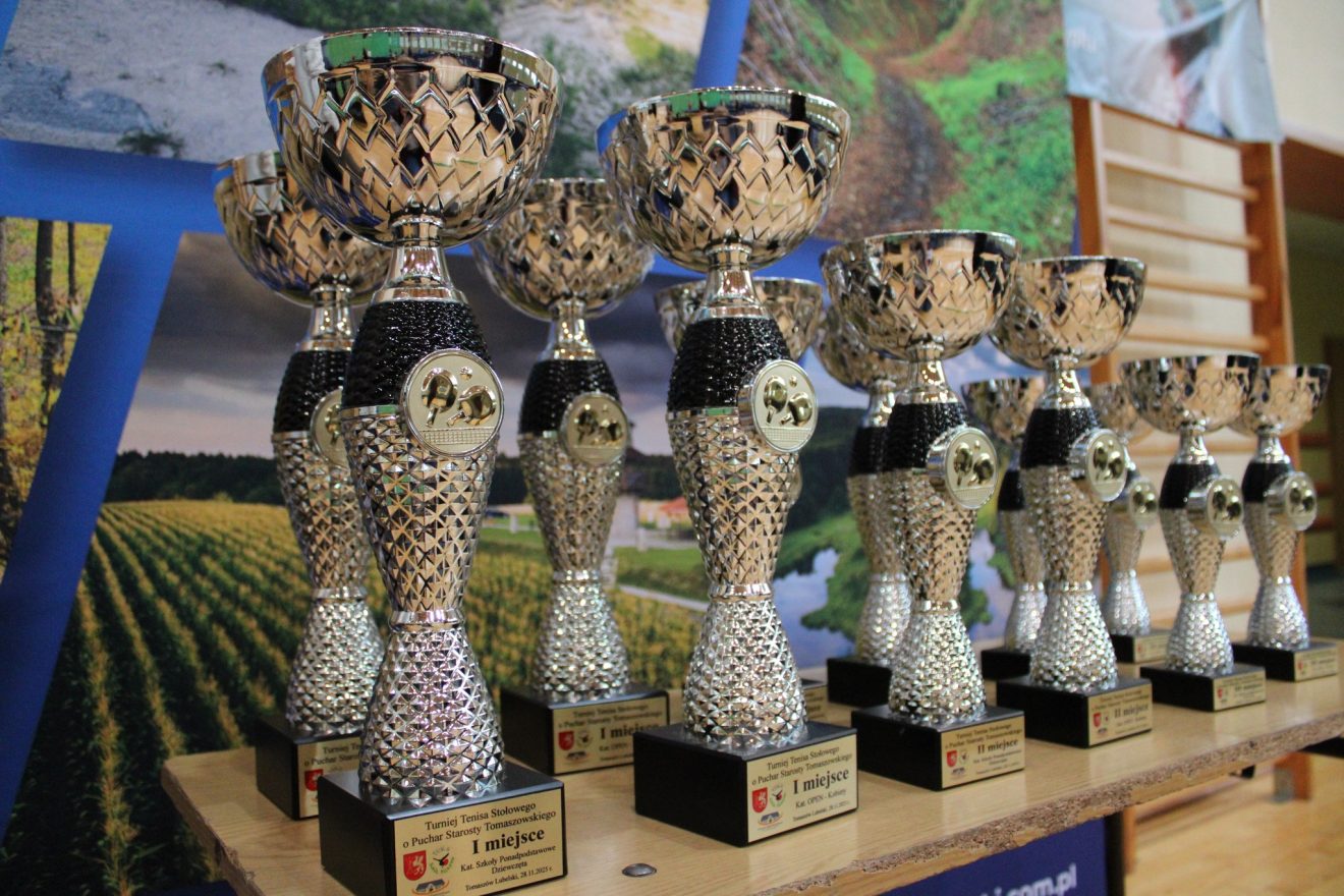 Turniej Tenisa Stołowego o Puchar Starosty Tomaszowskiego pod patronatem Posła na Sejm RP Tomasza Zielińskiego