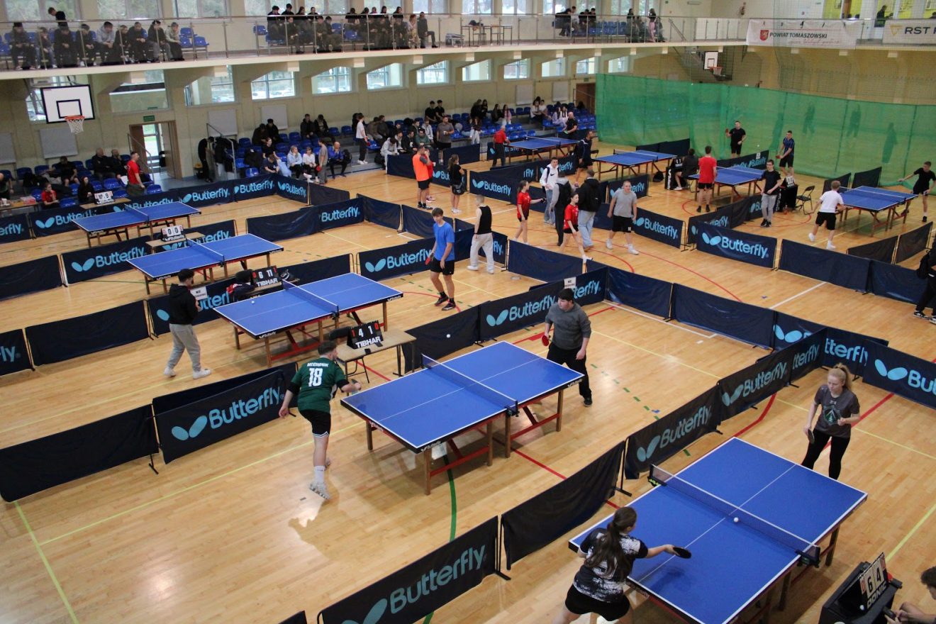 Turniej Tenisa Stołowego o Puchar Starosty Tomaszowskiego pod patronatem Posła na Sejm RP Tomasza Zielińskiego