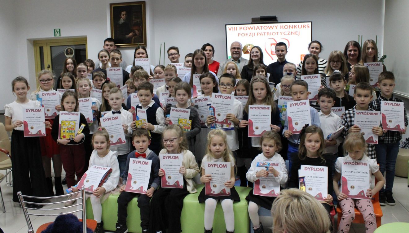 Finał VIII Powiatowego Konkursu Recytatorskiego Poezji Patriotycznej