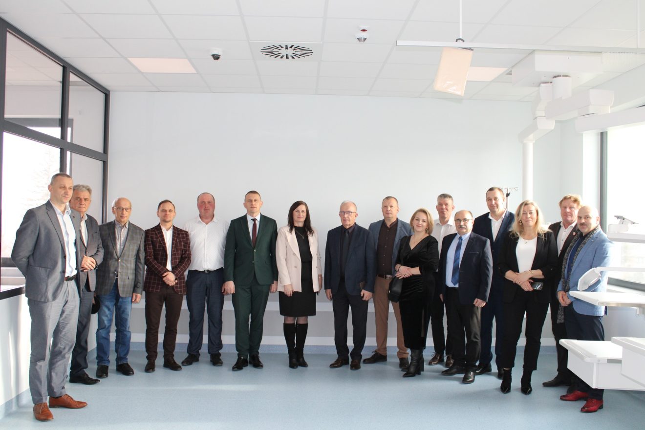 radni na wizycie szpitalu