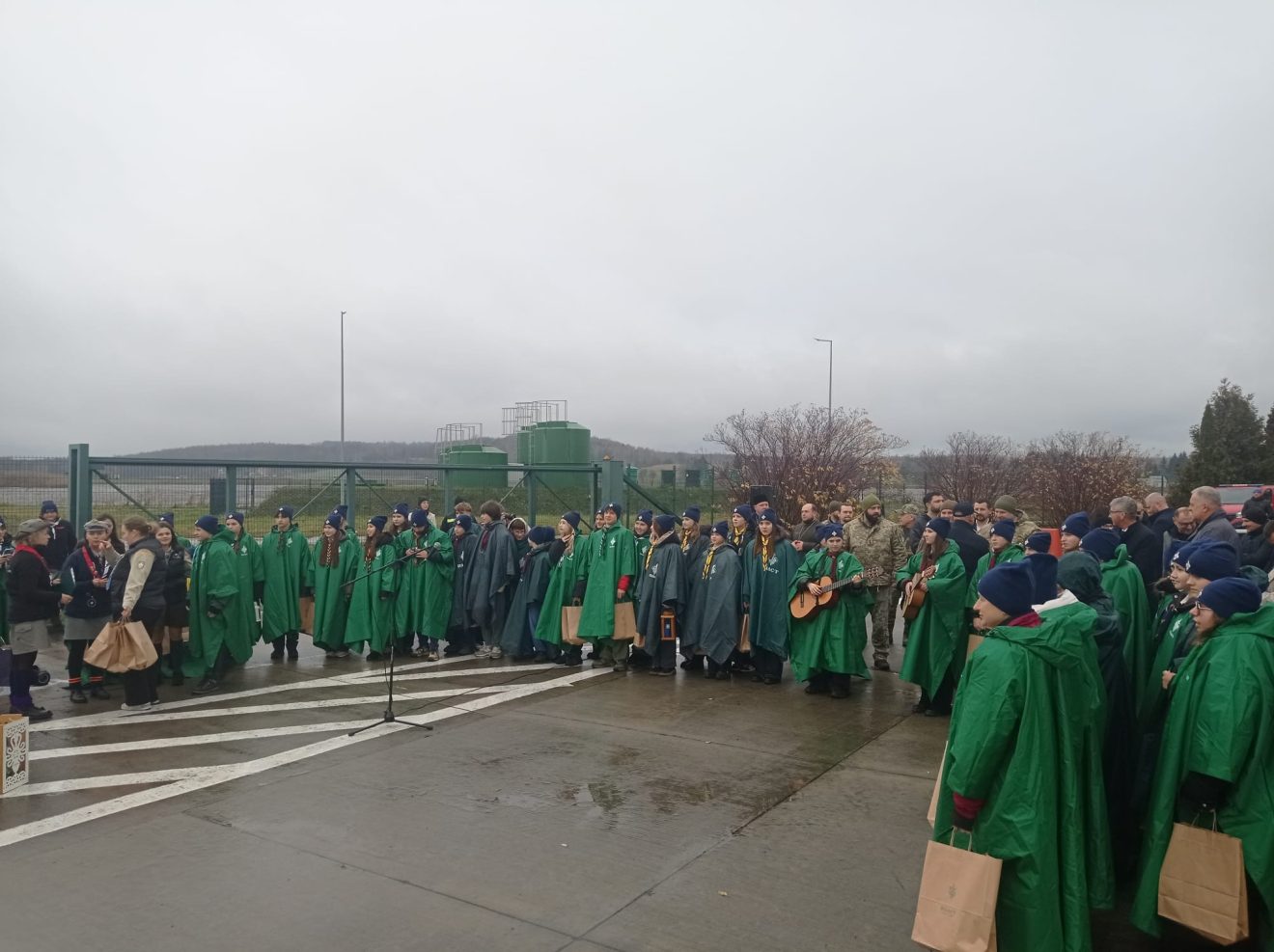 Przekazanie Betlejemskiego Światła Pokoju na polsko-ukraińskim przejściu granicznym Hrebenne–Rawa Ruska