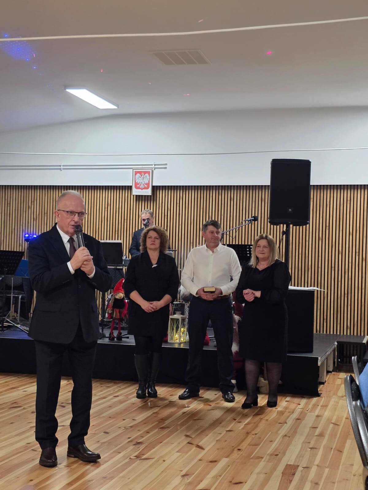 Spotkanie opłatkowe zorganizowane przez Koło Gospodyń Wiejskich w Rogoźnie