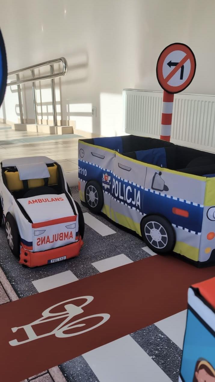 przekazanie miasteczka drogowego policji